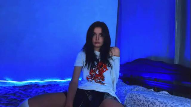 Image 6 of vvanessaray Stream on Chaturbate on 16 days ago
