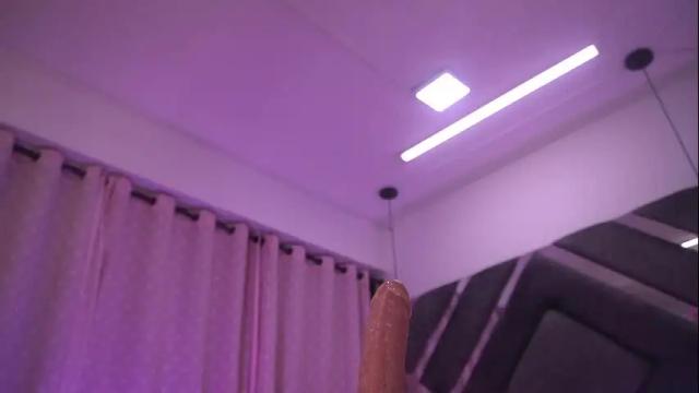 Image 12 of vvioleta_ Stream on Chaturbate on 1 month ago
