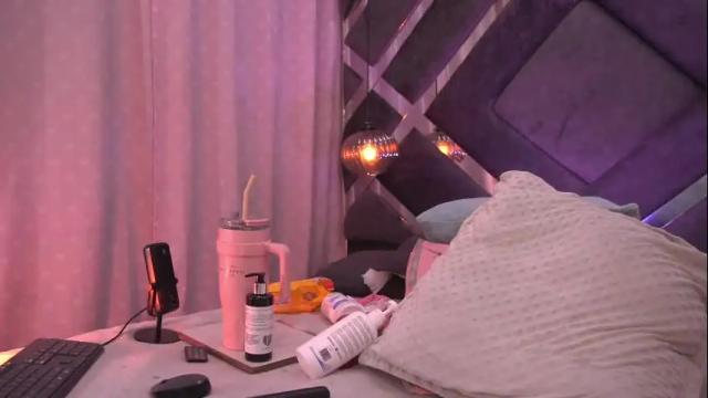 Image 7 of vvioleta_ Stream on Chaturbate on 7 days ago
