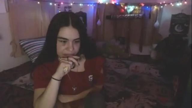 Image 2 of waifublu1371 Stream on Chaturbate on 21 months ago