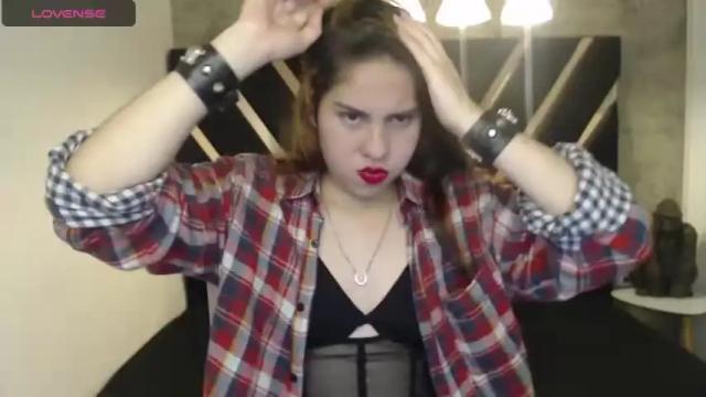 Image 2 of walax_megan_ch Stream on Chaturbate on 28 months ago