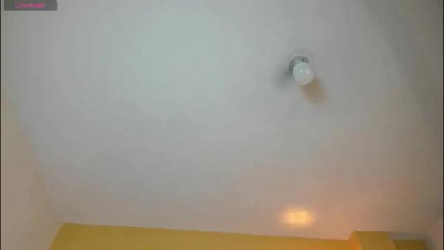 Image 11 of wanda_liones Stream on Chaturbate on 3 months ago