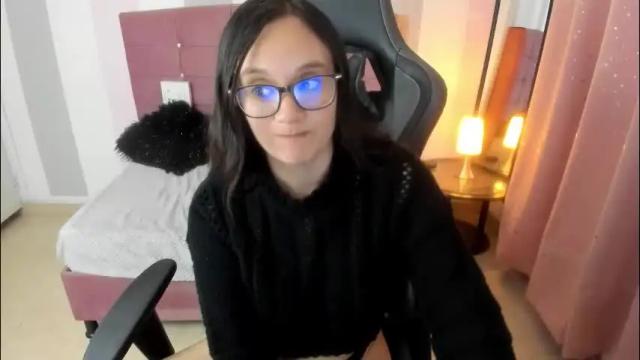 Image 7 of wanda_sg Stream on Chaturbate on 1 month ago