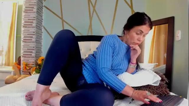 Image 8 of wanda_walton Stream on Chaturbate on 17 days ago