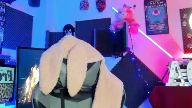 Image 12 of wandaowenss Stream on Chaturbate on 15 months ago
