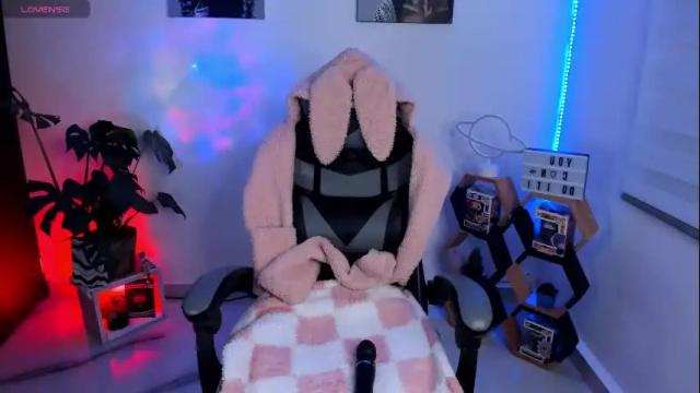 Image 12 of wandaowenss Stream on Chaturbate on 3 months ago
