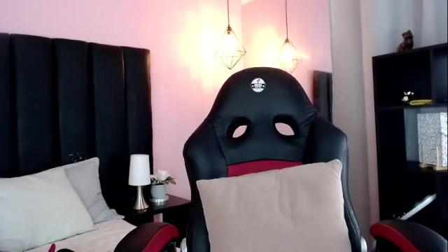 Image 7 of wandascarlett Stream on Chaturbate on 25 days ago
