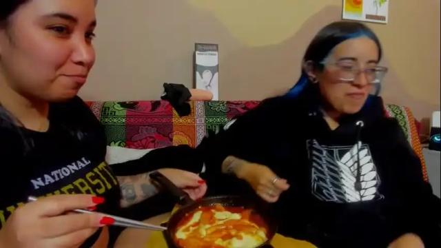 Image 4 of waningrosee Stream on Chaturbate on 1 month ago