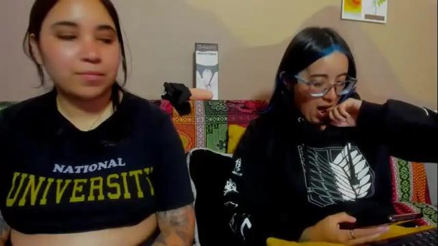 Image 7 of waningrosee Stream on Chaturbate on 1 month ago