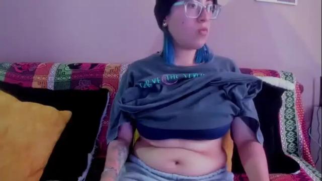 Image 10 of waningrosee Stream on Chaturbate on 1 month ago