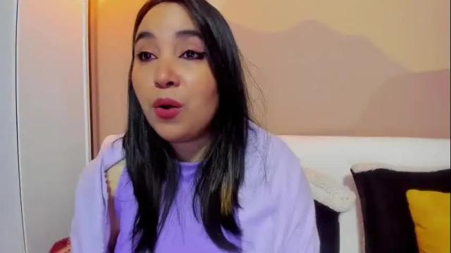Image 10 of waningrosee Stream on Chaturbate on 1 month ago