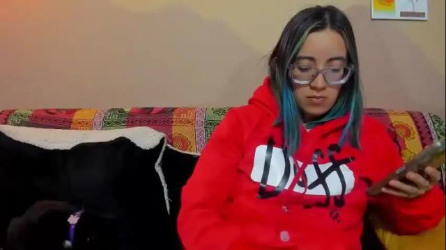 Image 10 of waningrosee Stream on Chaturbate on 21 days ago