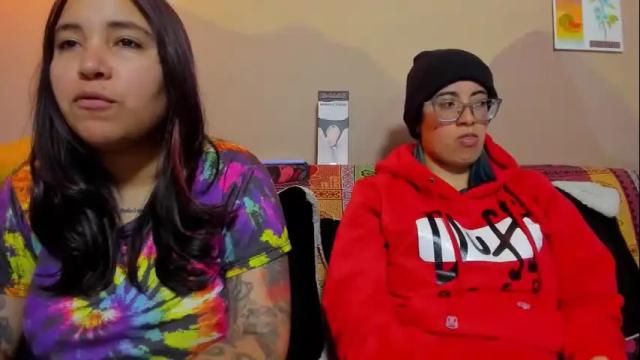 Image 2 of waningrosee Stream on Chaturbate on 19 days ago