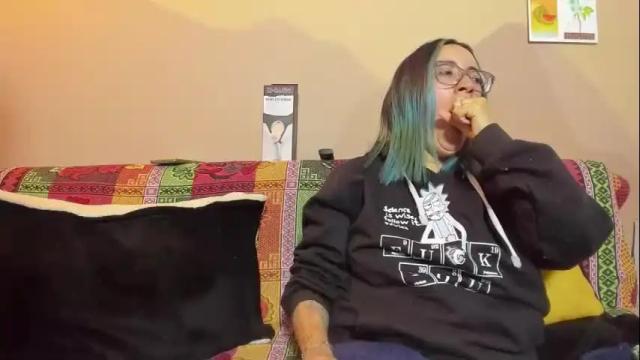 Image 4 of waningrosee Stream on Chaturbate on 5 days ago