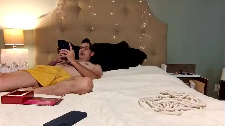 watchhiddenwife Chaturbate