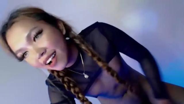 Image 7 of water_lily28 Stream on Chaturbate on 13 months ago