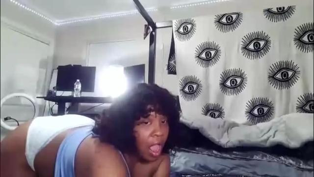 Image 2 of waterfalls69 Stream on Chaturbate on 19 days ago