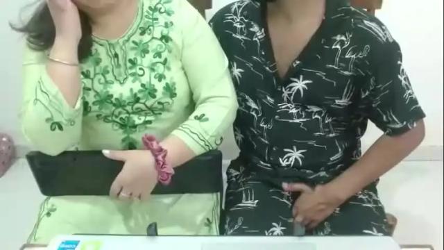 Image 2 of we_are_indian Stream on Chaturbate on 3 days ago