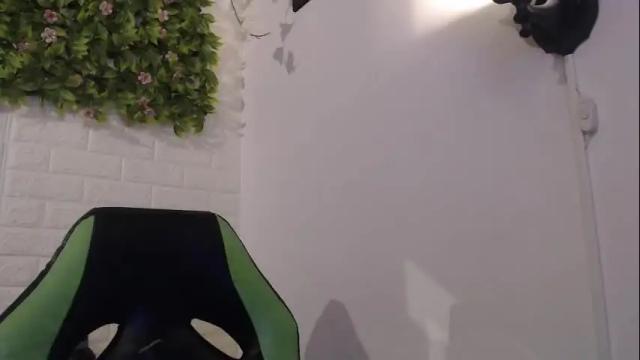 Image 7 of we_n_you Stream on Chaturbate on 1 month ago