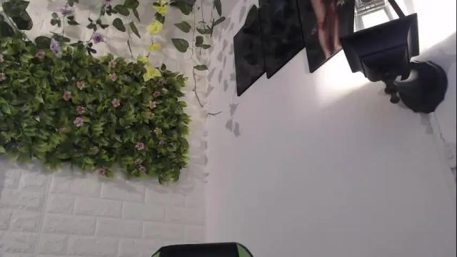 Image 10 of we_n_you Stream on Chaturbate on 1 month ago