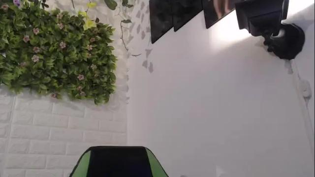 Image 4 of we_n_you Stream on Chaturbate on 1 month ago