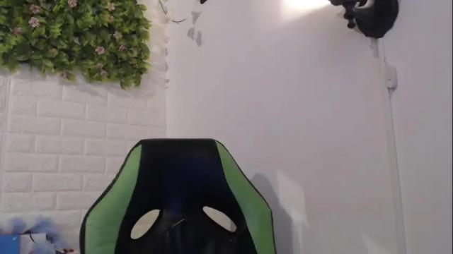 Image 3 of we_n_you Stream on Chaturbate on 1 month ago