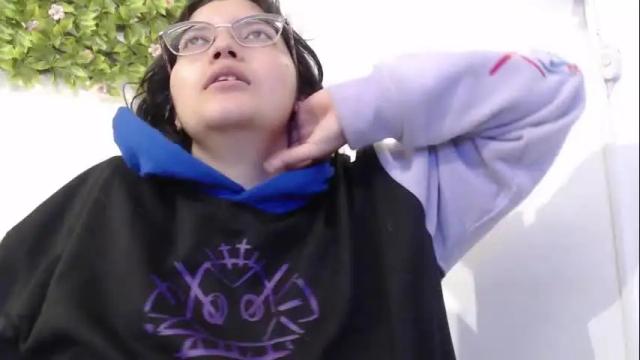 Image 12 of we_n_you Stream on Chaturbate on 13 days ago