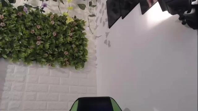 Image 12 of we_n_you Stream on Chaturbate on 4 days ago