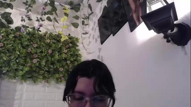 Thumbnail 1, we_n_you's Stream at Chaturbate, 11 hours ago