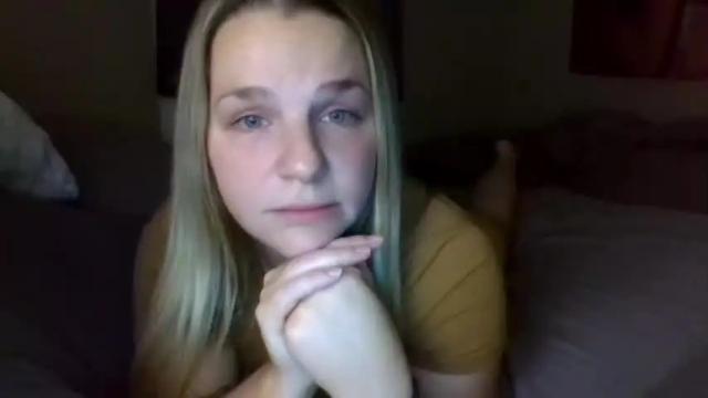 Image 8 of wearedrunkaf Stream on Chaturbate on 19 months ago