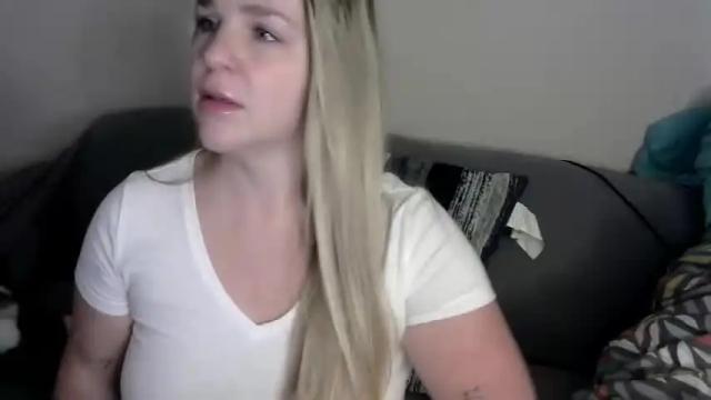 Image 4 of wearedrunkaf Stream on Chaturbate on 20 months ago