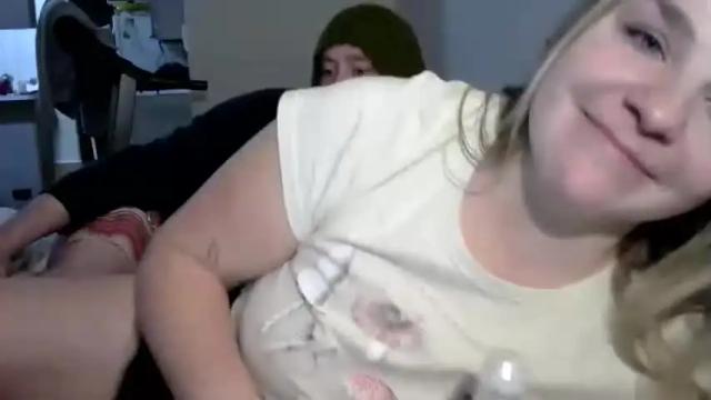 Image 12 of wearedrunkaf Stream on Chaturbate on 20 months ago