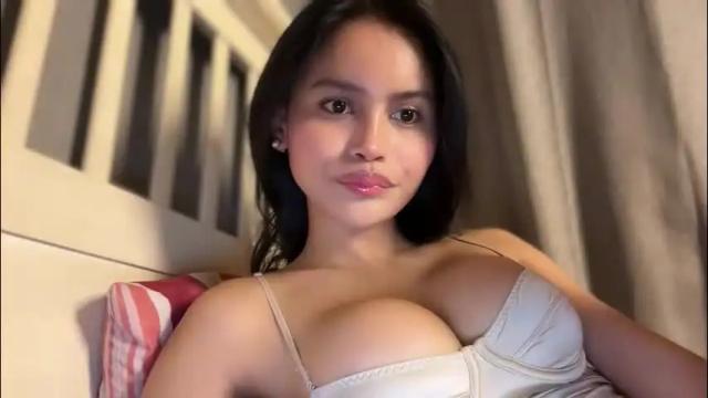 Image 2 of webcammaggie Stream on Chaturbate on 20 days ago