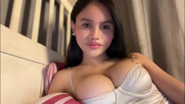 Image 8 of webcammaggie Stream on Chaturbate on 20 days ago