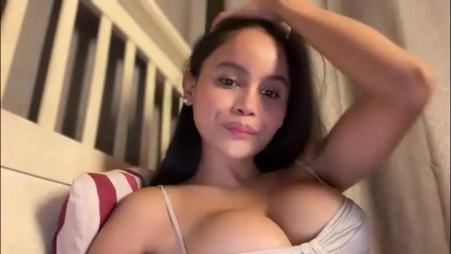 Image 8 of webcammaggie Stream on Chaturbate on 5 days ago