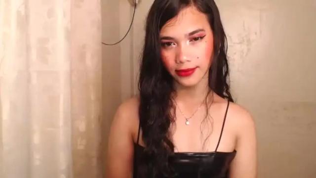 Image 3 of webcumcutiee Stream on Chaturbate on 13 months ago