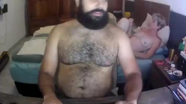 Image 4 of weed_couple_2017 Stream on Chaturbate on 15 months ago