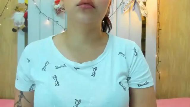 Image 4 of weedqueen_official Stream on Chaturbate on 18 months ago