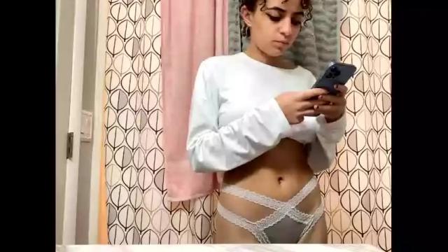 Image 12 of welovebaby Stream on Chaturbate on 19 months ago