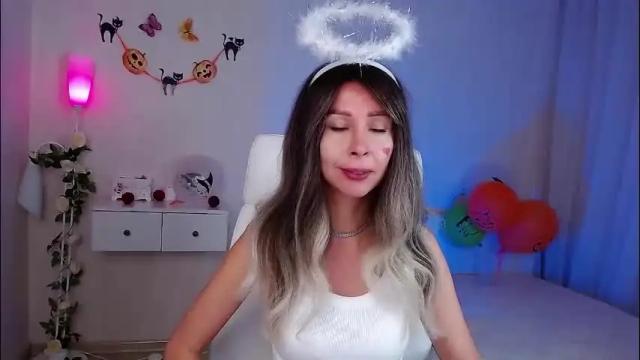 Image 8 of wendifoster Stream on Chaturbate on 2 months ago