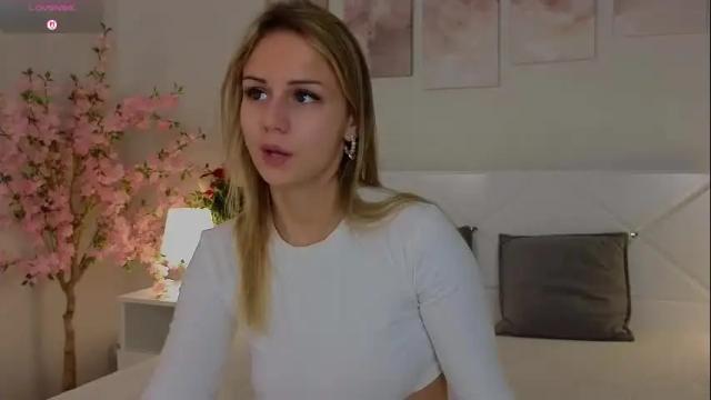 Image 10 of wendy__doll Stream on Chaturbate on 1 month ago