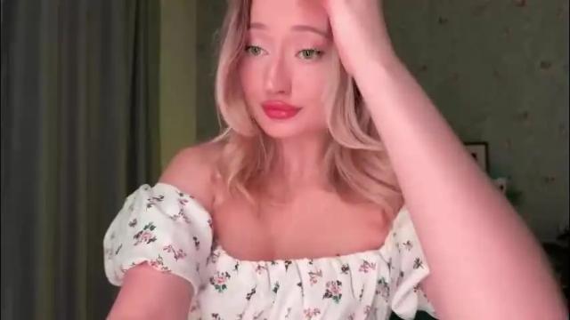 Thumbnail 1, wendy_amber's Stream at Chaturbate, 2 months ago