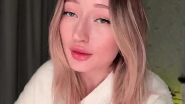 Thumbnail 1, wendy_amber's Stream at Chaturbate, 1 month ago