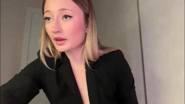Image 7 of wendy_amber Stream on Chaturbate on 1 month ago