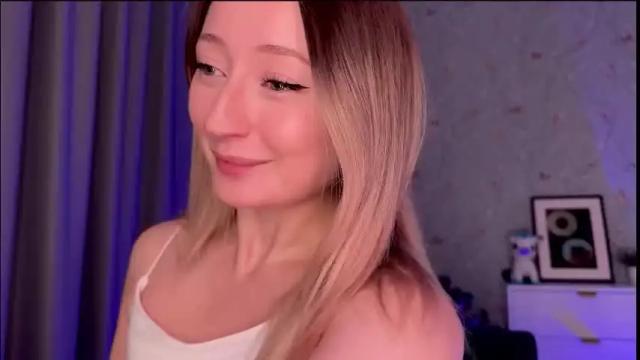 Thumbnail 1, wendy_amber's Stream at Chaturbate, 4 hours ago