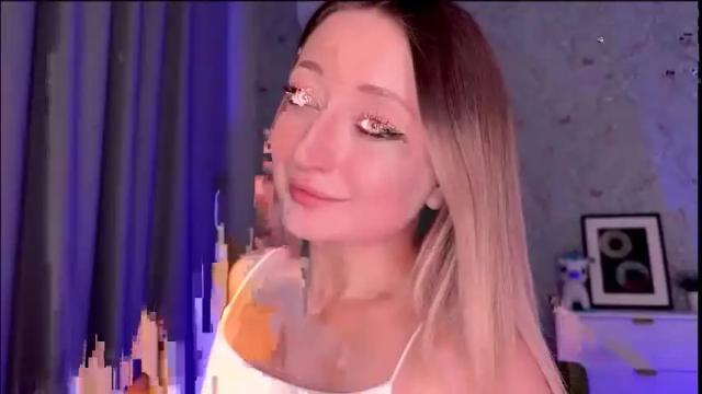 Image 2 of wendy_amber Stream on Chaturbate on 7 hours ago