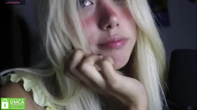 Image 3 of wendy_daniela Stream on Chaturbate on 1 month ago