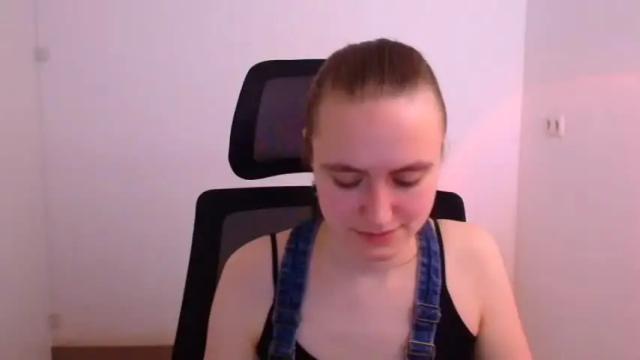 Image 11 of wendy_say_ Stream on Chaturbate on 14 months ago