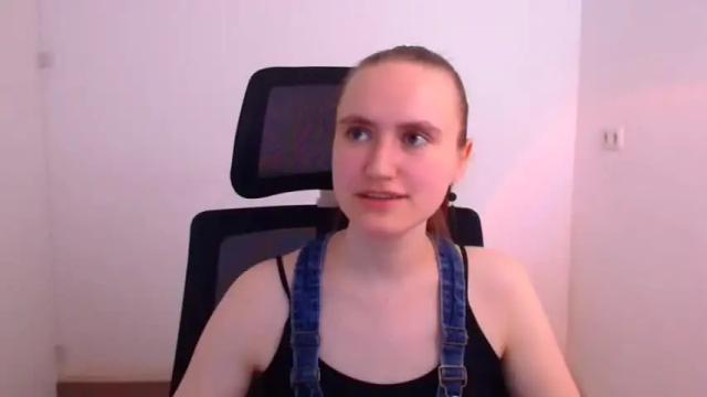 Image 12 of wendy_say_ Stream on Chaturbate on 14 months ago