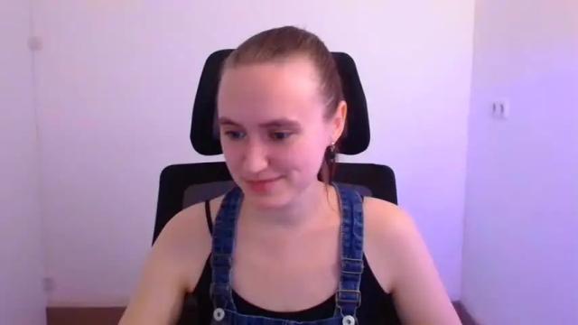Image 2 of wendy_say_ Stream on Chaturbate on 14 months ago